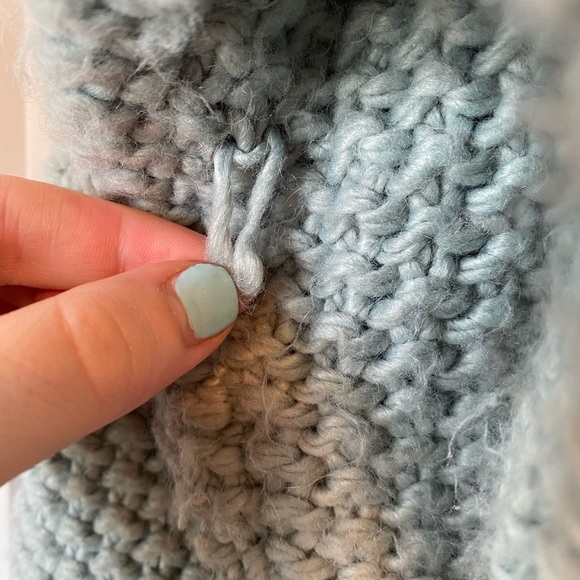 Knitted sweater - Picture 2 of 3